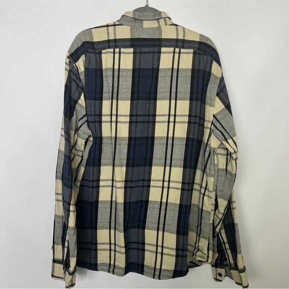 J.Crew Mid-Weight Flannel Double Brushed Shirt Slim Fit Men's Size
XXL - Picture 4 of 7